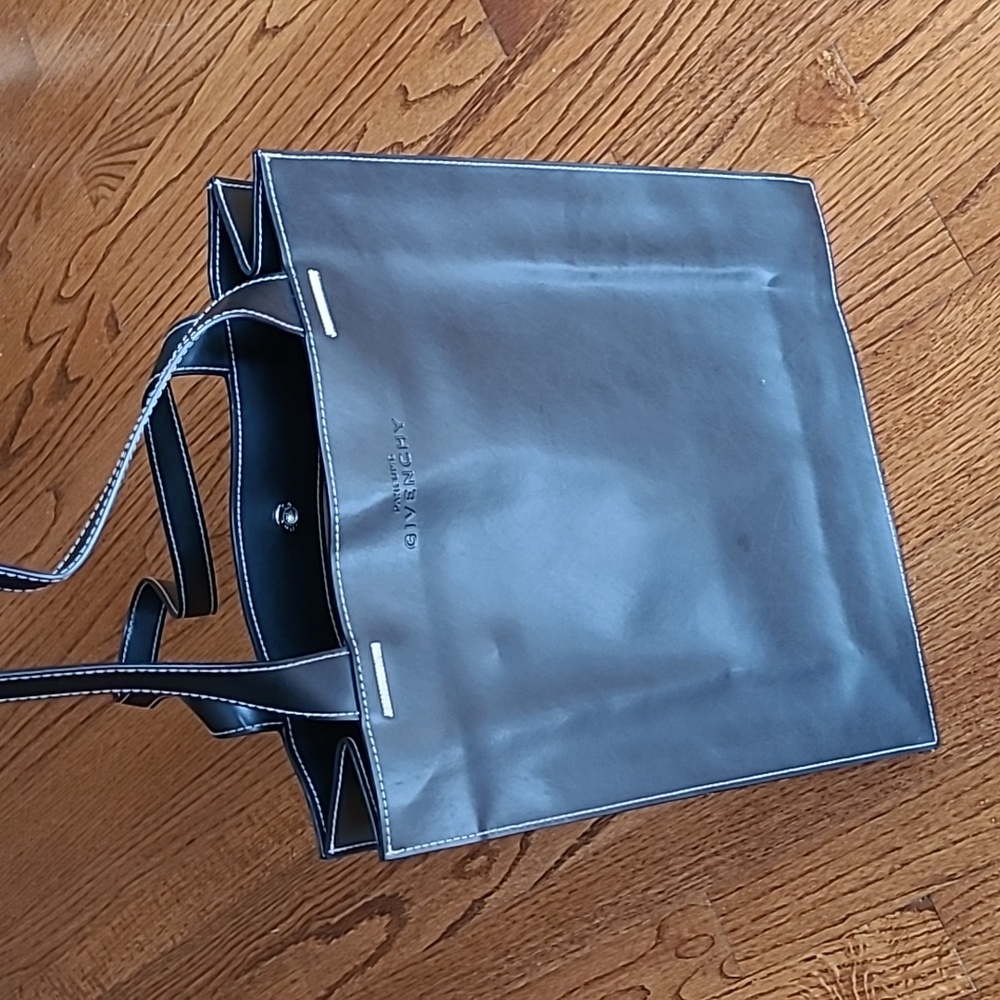 Givenchy Parfums Black Tote Bag with Snap Closure & Dual Handles - Picture 8 of 16